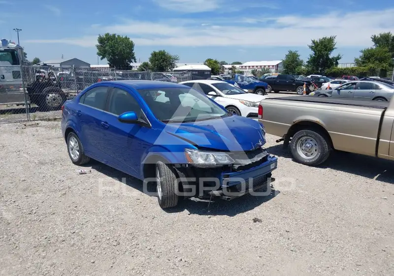 2020 Chevrolet Sonic фото