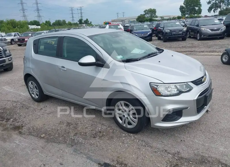 2020 Chevrolet Sonic фото