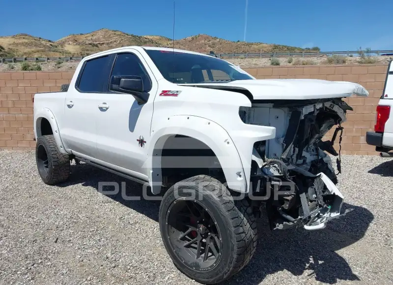 2020 Chevrolet Silverado photo