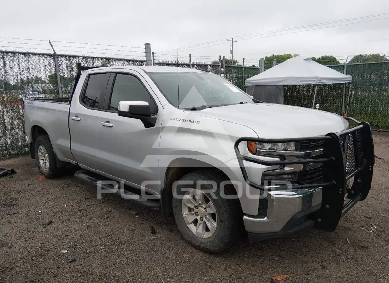 2020 Chevrolet Silverado photo