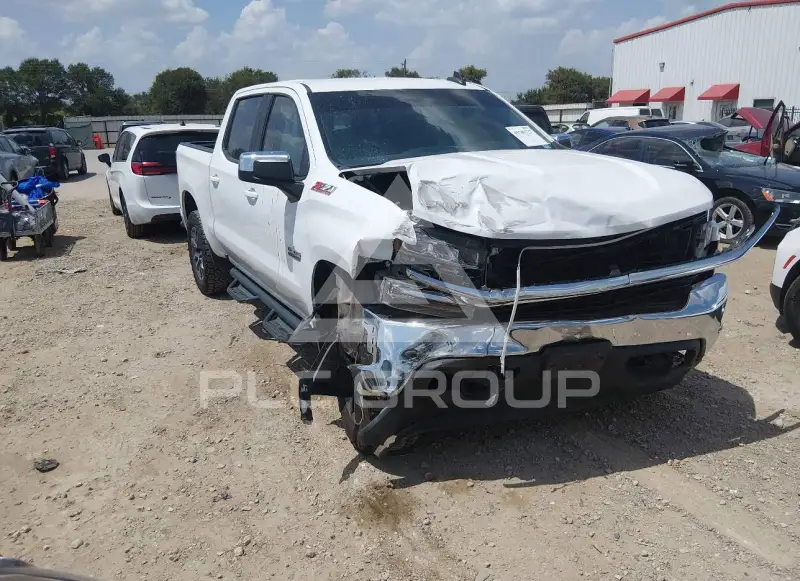 2020 Chevrolet Silverado photo