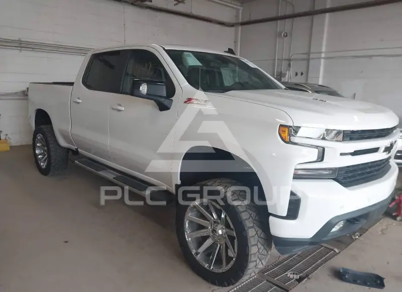 2020 Chevrolet Silverado photo
