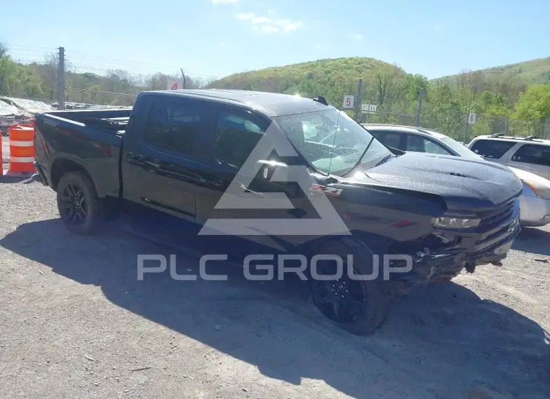2020 Chevrolet Silverado photo
