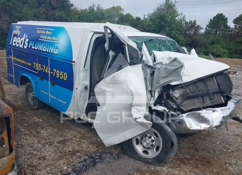 2020 Chevrolet Express photo