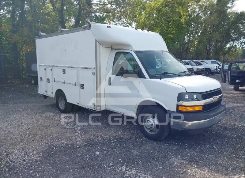 2020 Chevrolet Express photo