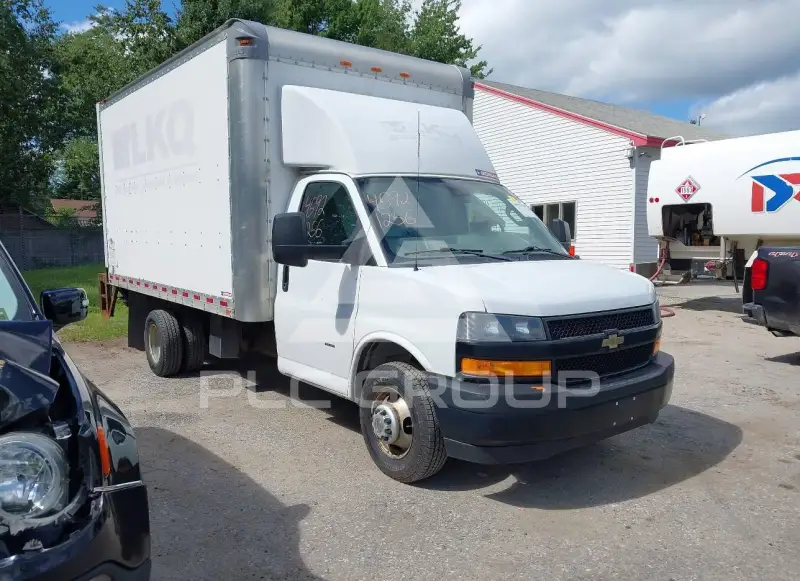2020 Chevrolet Express фото