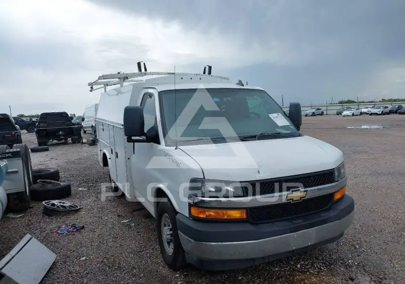 2020 Chevrolet Express фото