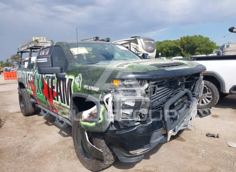 2020 Chevrolet Silverado фото