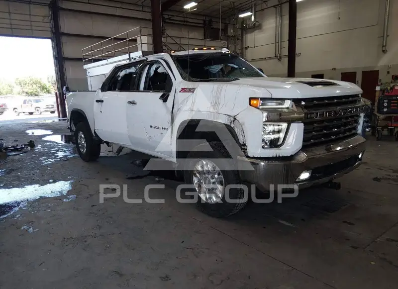 2020 Chevrolet Silverado фото