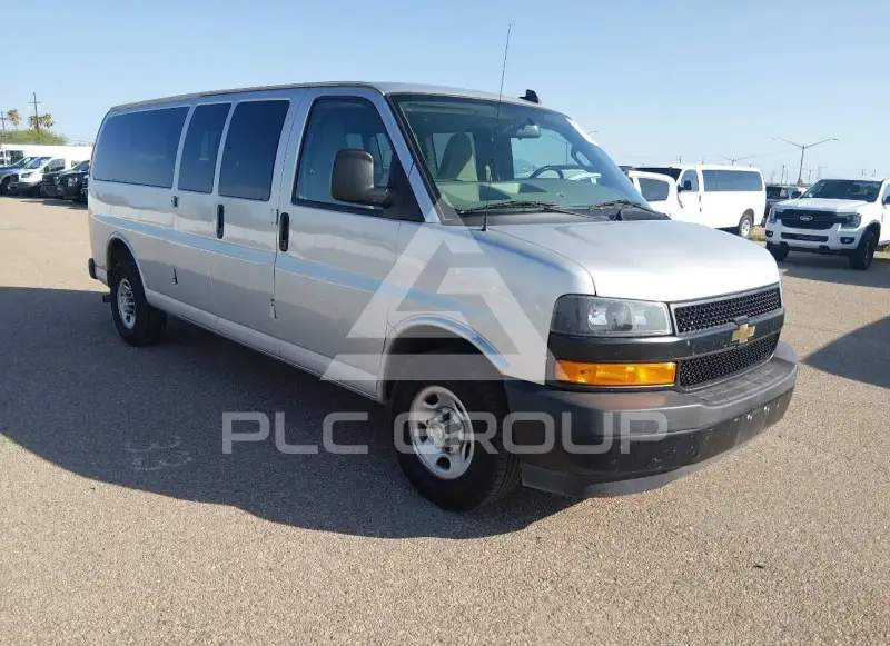 2020 Chevrolet Express photo