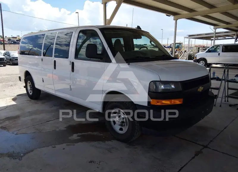 2020 Chevrolet Express photo