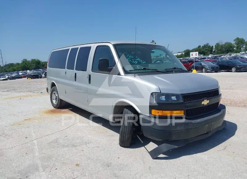 2020 Chevrolet Express photo