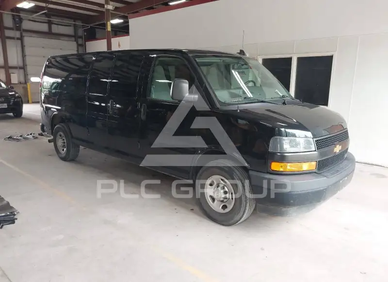 2020 Chevrolet Express фото
