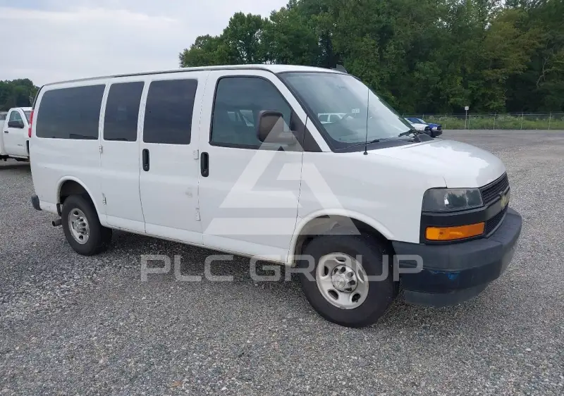 2020 Chevrolet Express фото