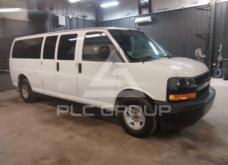 2020 Chevrolet Express photo