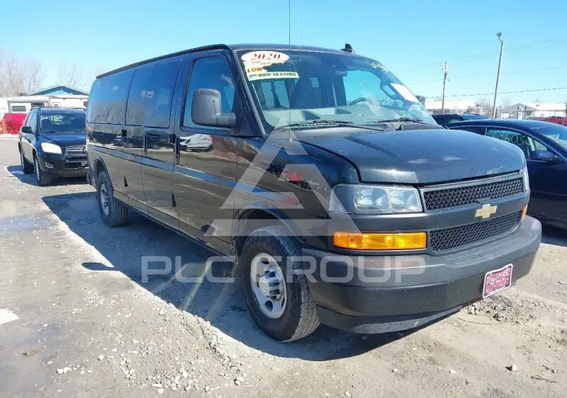 2020 Chevrolet Express фото