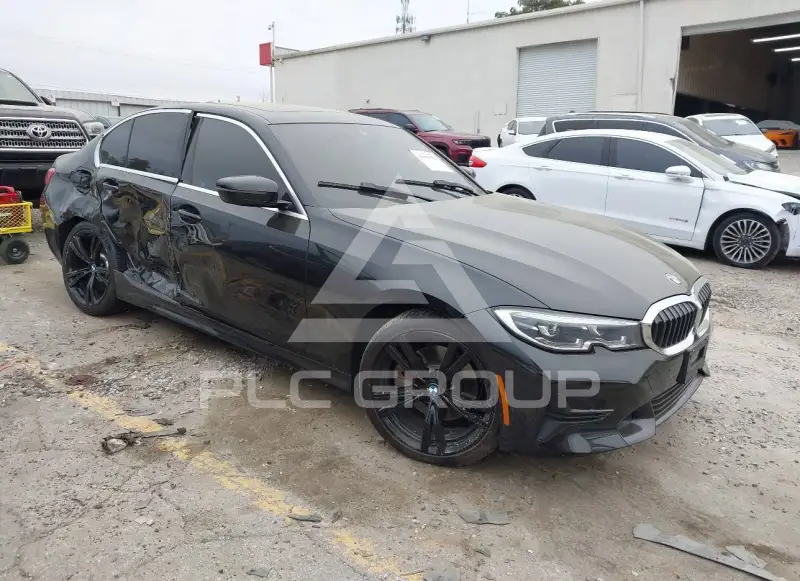 2020 BMW 330 photo