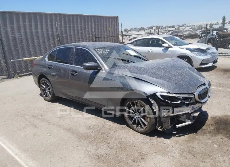2020 BMW 330 photo