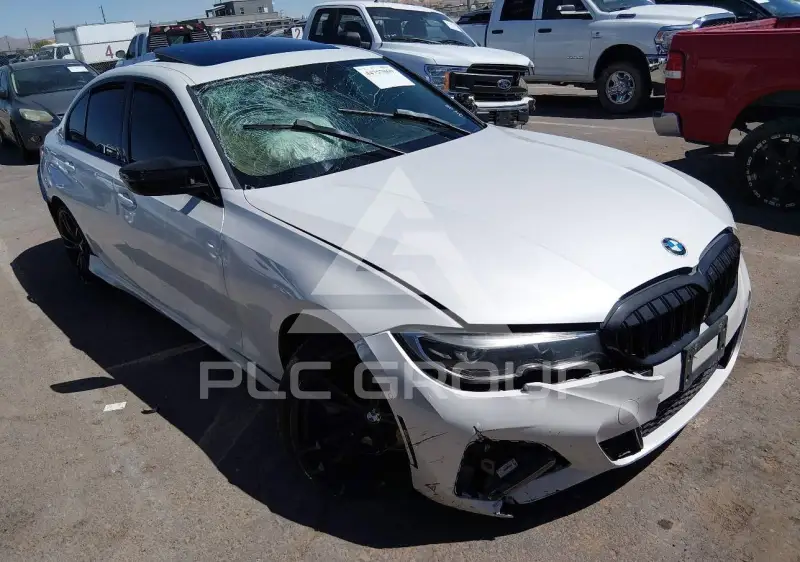 2020 BMW 330 photo