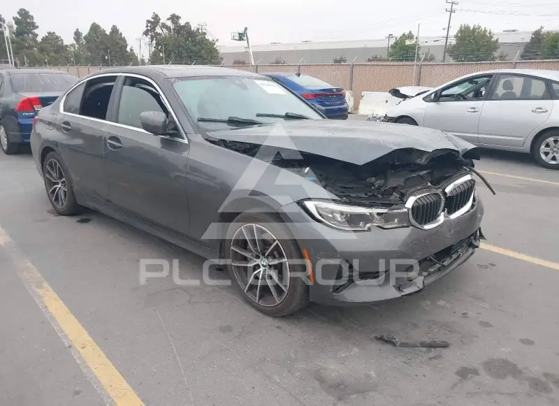 2020 BMW 330 photo