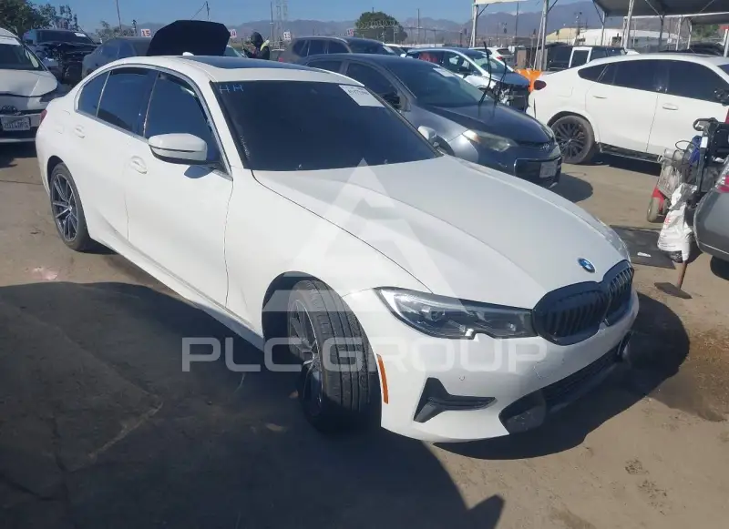 2020 BMW 330 фото