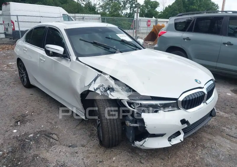 2020 BMW 330 фото