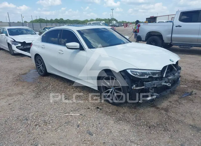 2020 BMW 330 photo