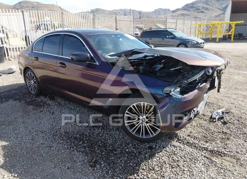 2020 BMW 530 фото