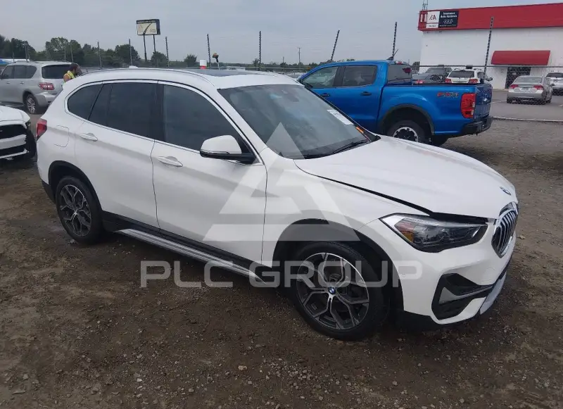 2020 BMW X1 фото
