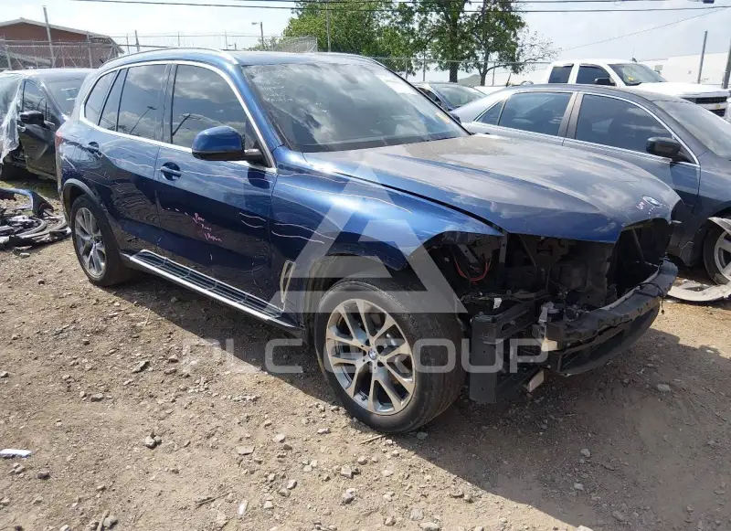 2020 BMW X5 фото