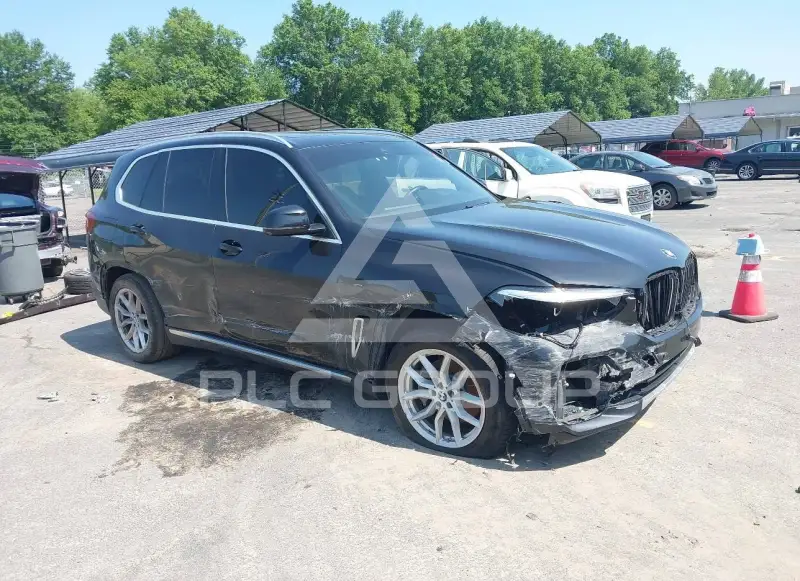2020 BMW X5 фото