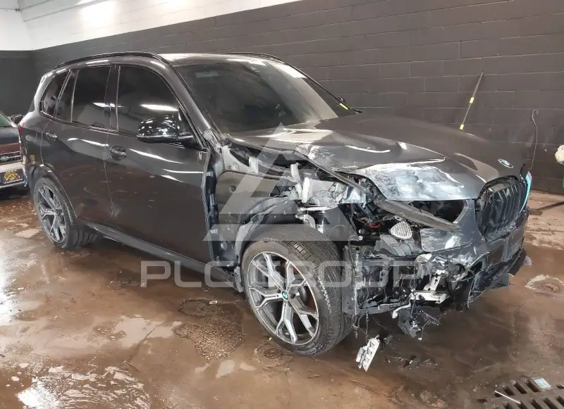 2020 BMW X5 фото