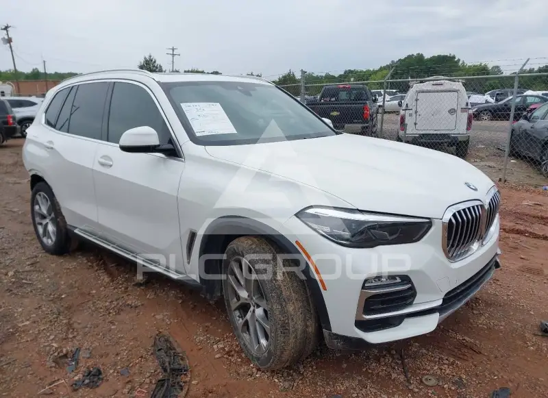 2020 BMW X5 photo