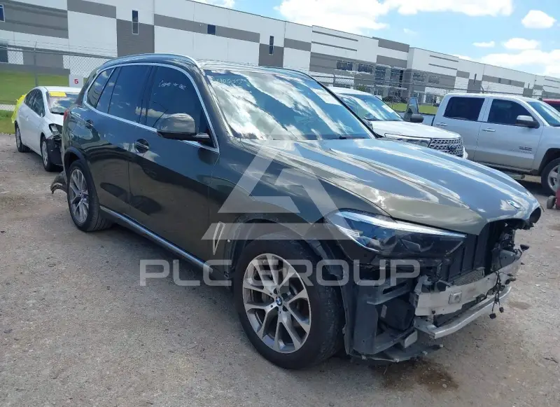 2020 BMW X5 фото
