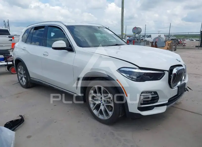 2020 BMW X5 фото
