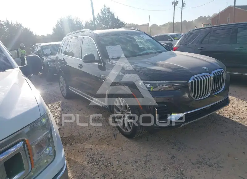 2020 BMW X7 фото