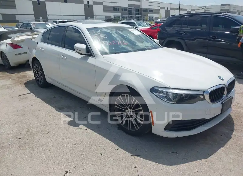 2020 BMW 530 фото