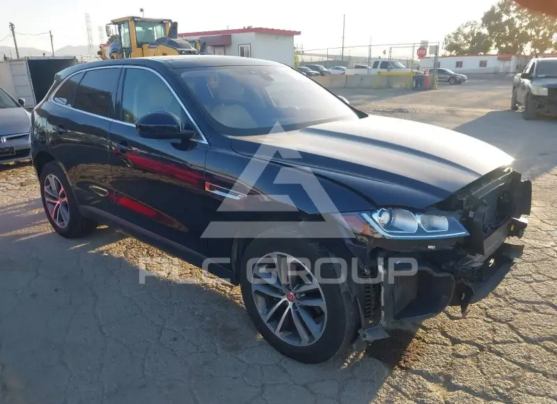 2020 Jaguar F-PACE фото