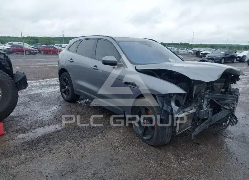 2020 Jaguar F-PACE photo