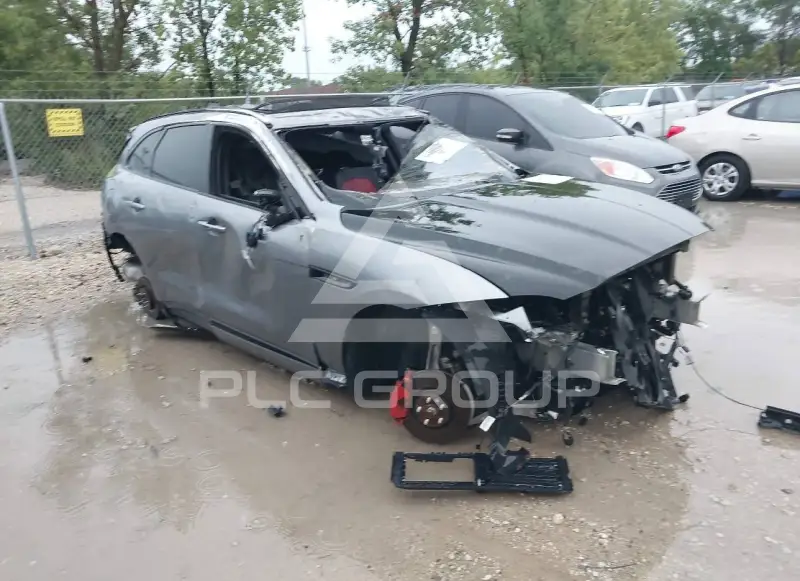 2020 Jaguar F-PACE photo