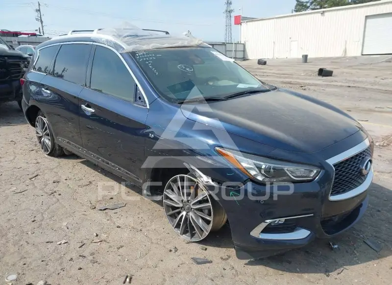 2020 Infinity QX60 photo