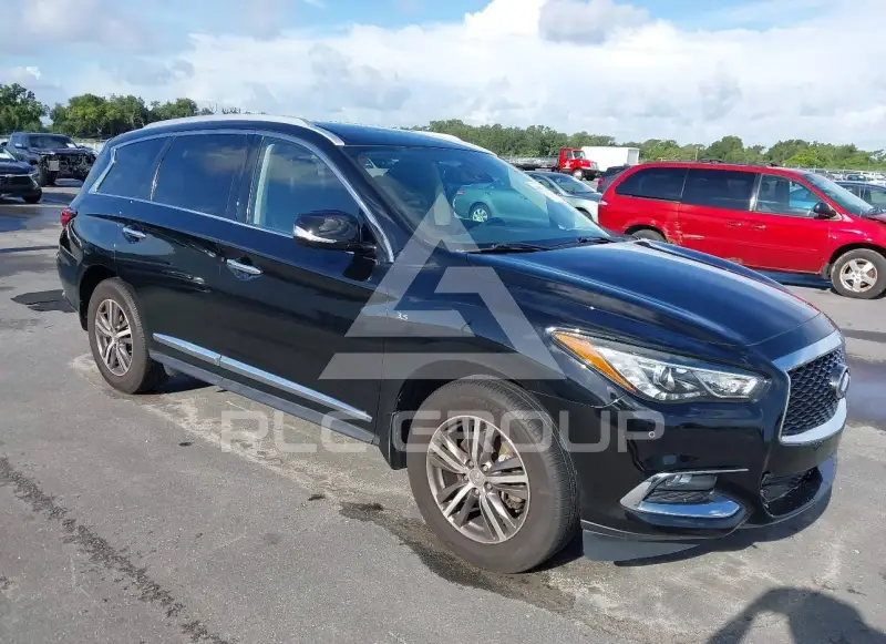 2020 Infinity QX60 photo