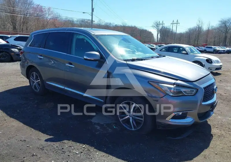 2020 Infinity QX60 photo