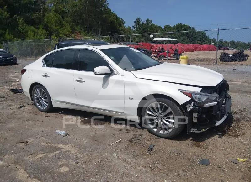 2020 Infinity Q50 фото