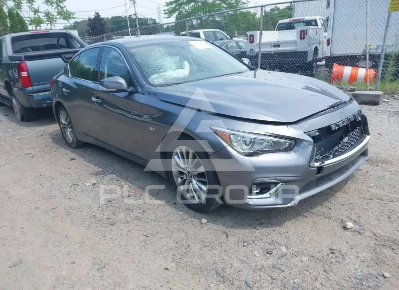 2020 Infinity Q50 фото
