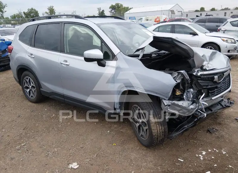 2020 Subaru Forester photo