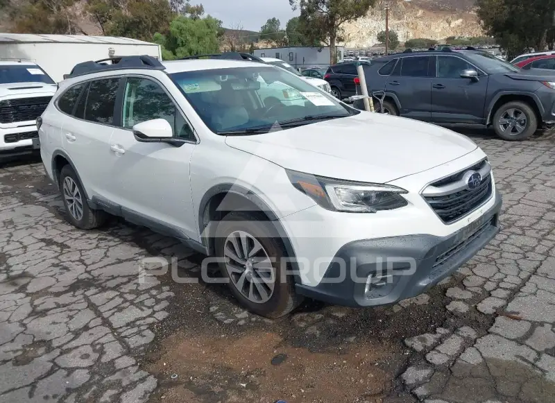 2020 Subaru Outback photo