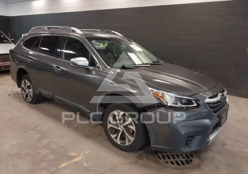 2020 Subaru Outback photo