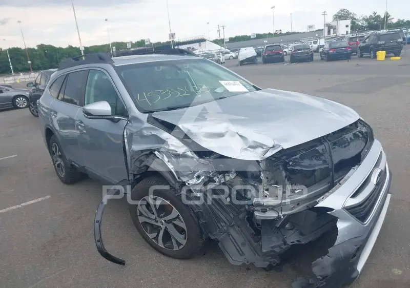 2020 Subaru Outback photo