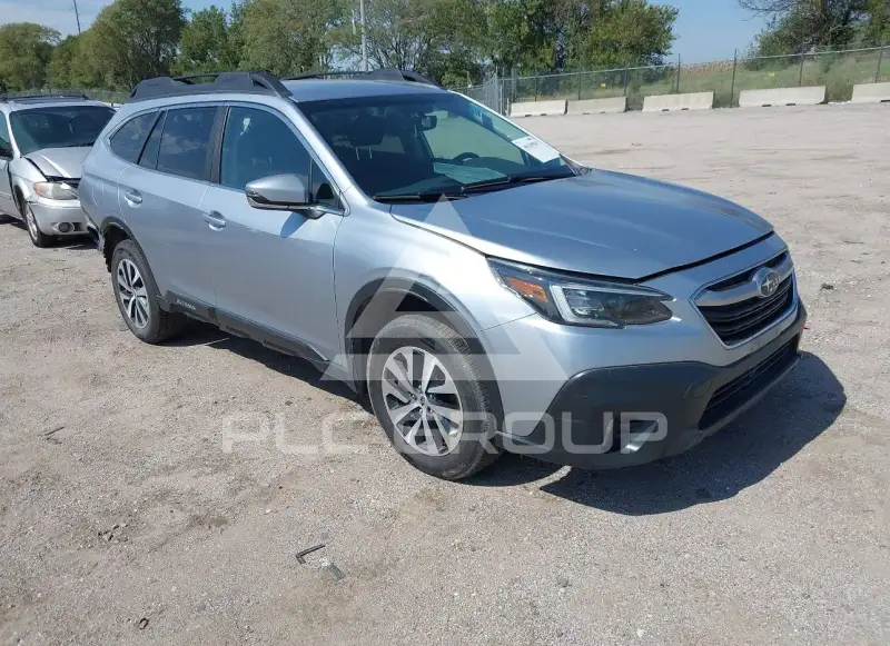 2020 Subaru Outback photo